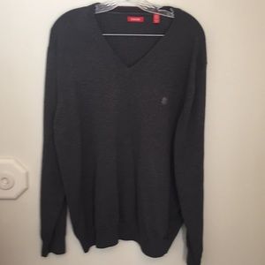 XL Men’s Izod V-neck Sweater